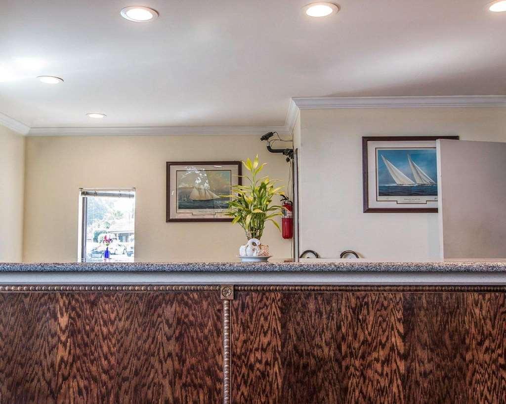 Rodeway Inn Riverside Interior foto